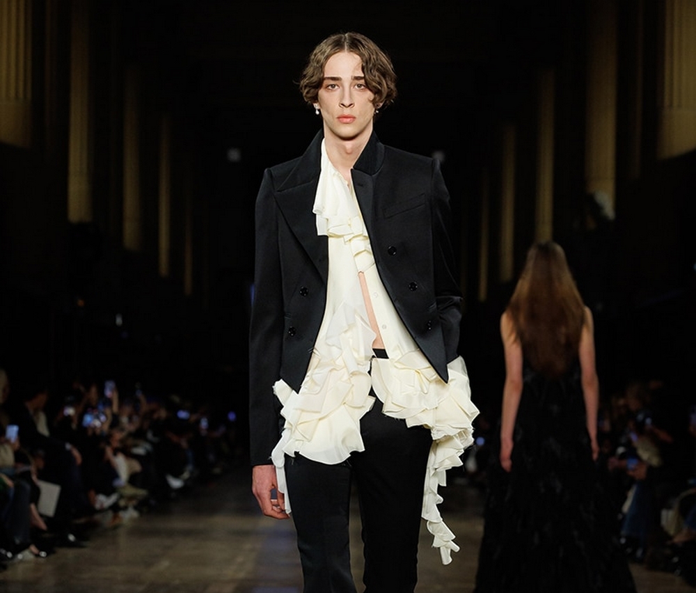 Oscar Wilde vestiría de McQueen